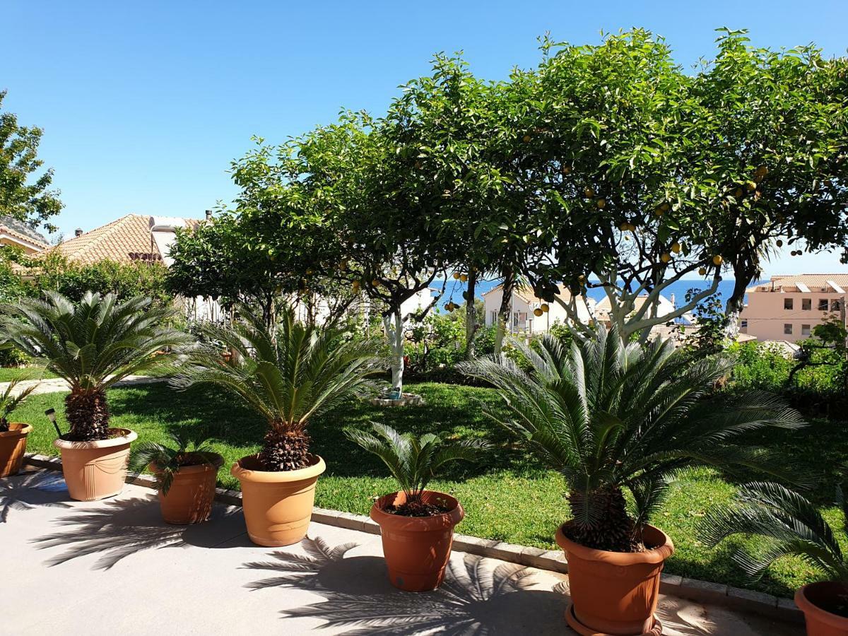 Makis Studios & Apartments Poros  Exterior photo