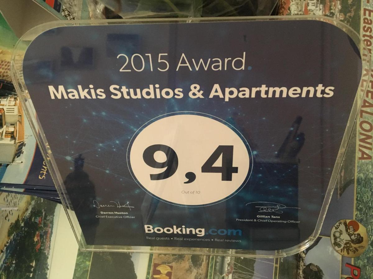 Makis Studios & Apartments Poros  Exterior photo